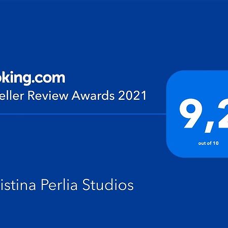 Christina Perlia Studios Poros Town Extérieur photo