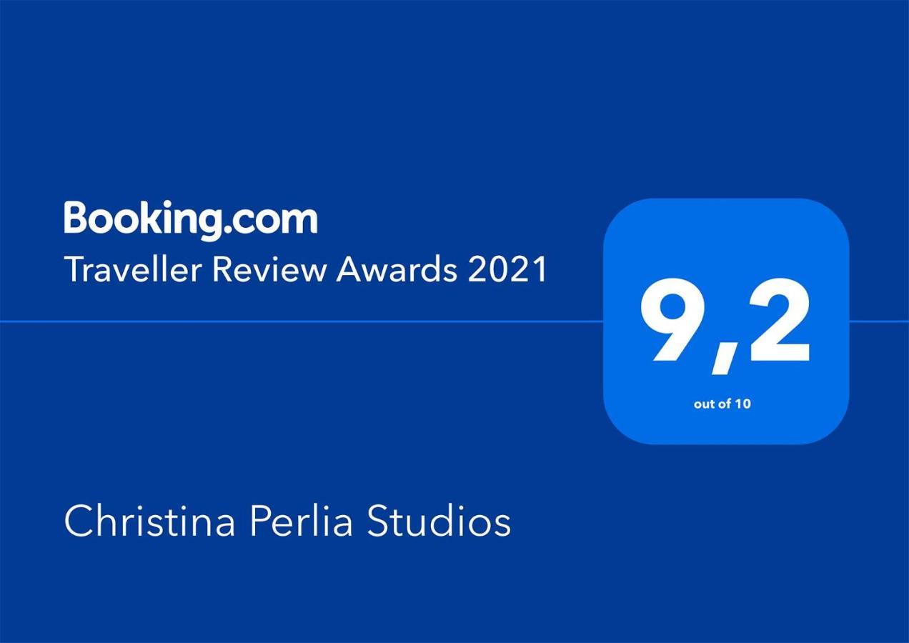 Christina Perlia Studios Poros Town Extérieur photo